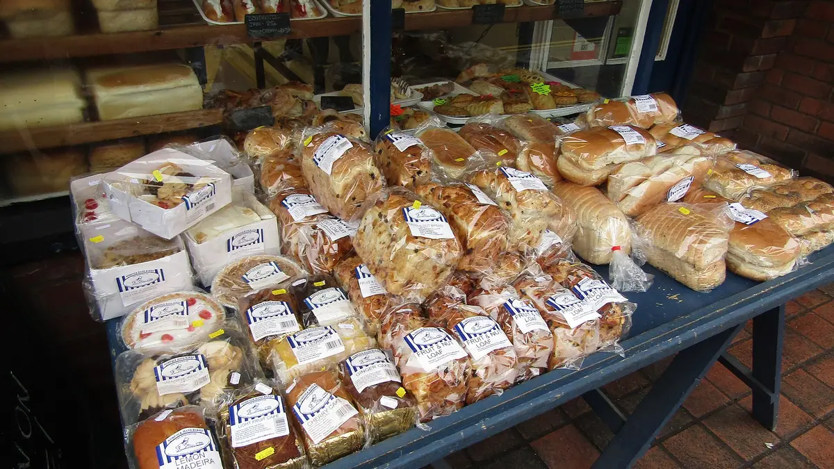 Chatwins – bakery in Holywell town centre